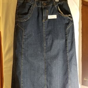 Long a line denim skirt